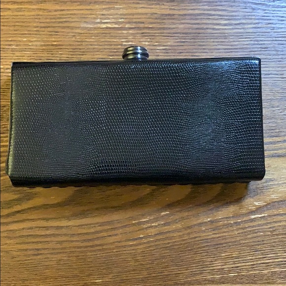 Almost new, 19cm*10cm*2.5cm - Picture 2 of 3